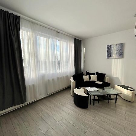 Luanaapartments #36 Otopeni Exterior foto